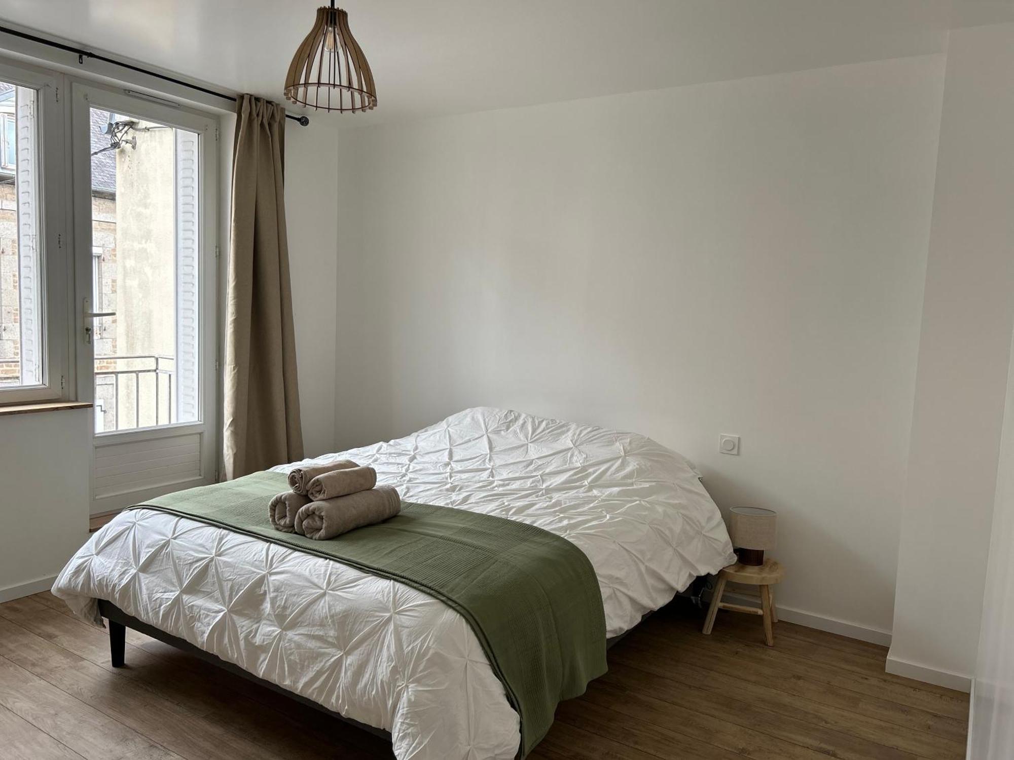 Appartement Bocage Virois Viré Екстериор снимка